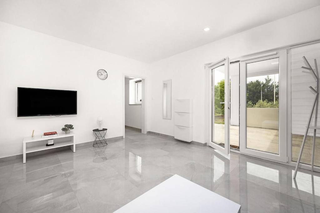 Apartment Olive Garden Near Pula 3 Km From Center And Only 4 Km From The Beach For 4 Persons المظهر الخارجي الصورة