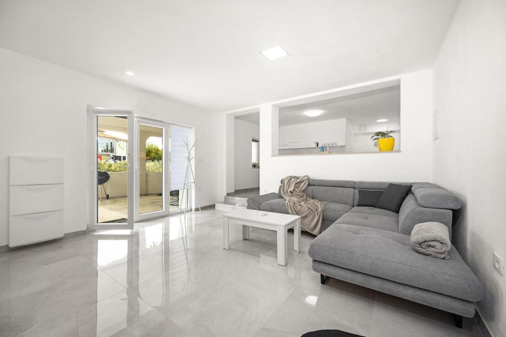 Apartment Olive Garden Near Pula 3 Km From Center And Only 4 Km From The Beach For 4 Persons المظهر الخارجي الصورة